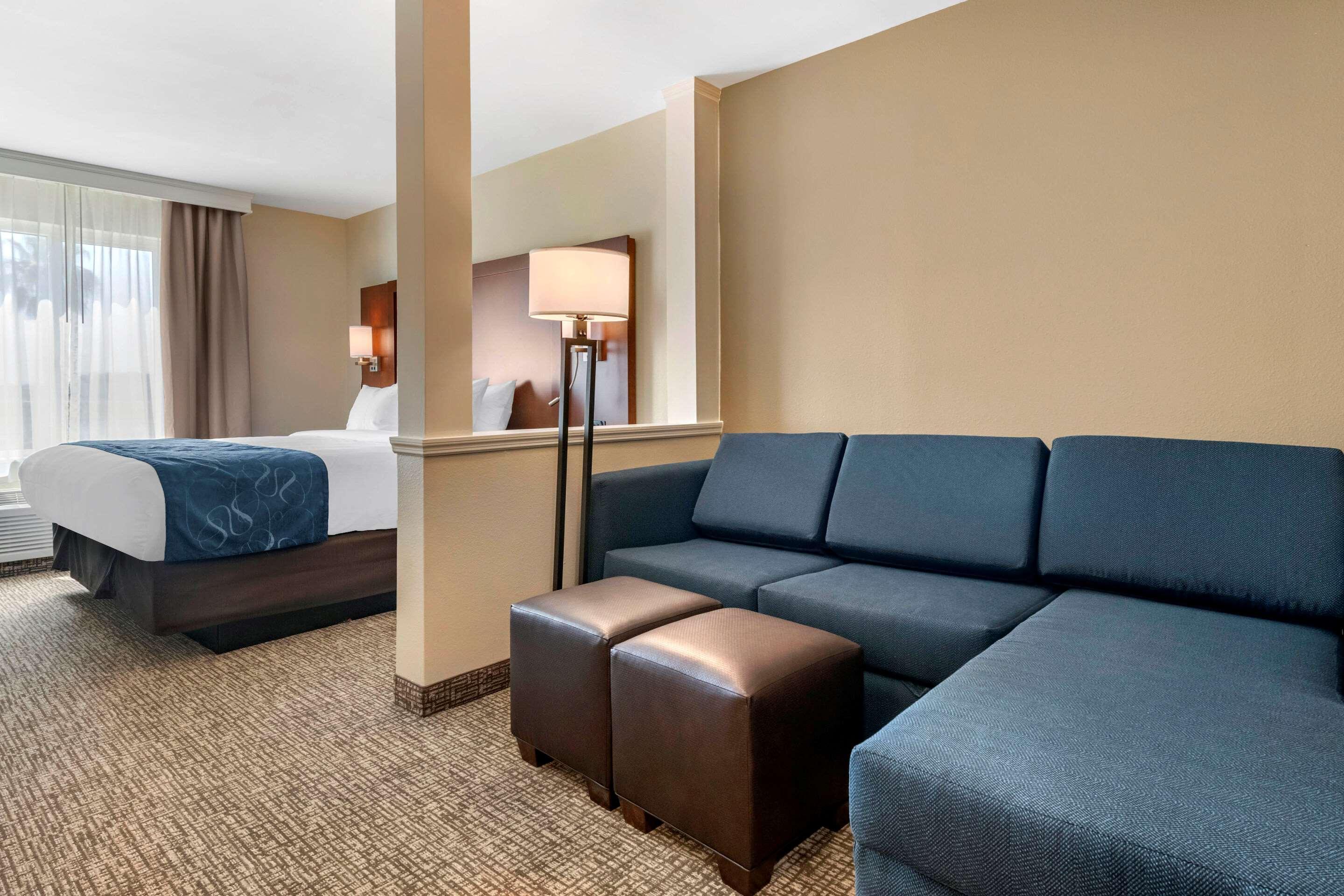 Comfort Suites Daytona Beach-Speedway Dış mekan fotoğraf